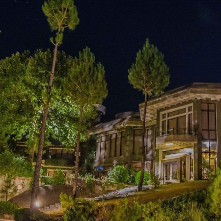 Rock City Resort Mingora 外观 照片