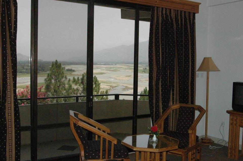 Rock City Resort Mingora 外观 照片